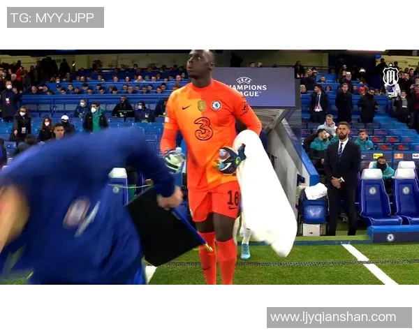 足球明星经典比赛回顾：那些年我们一起追过的精彩瞬间与传奇时刻